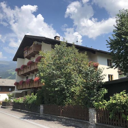 Gaestehaus Neuhauser Zell am Ziller Exterior photo
